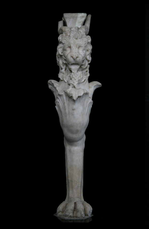 A monopodium depicting a lion leg and his protome